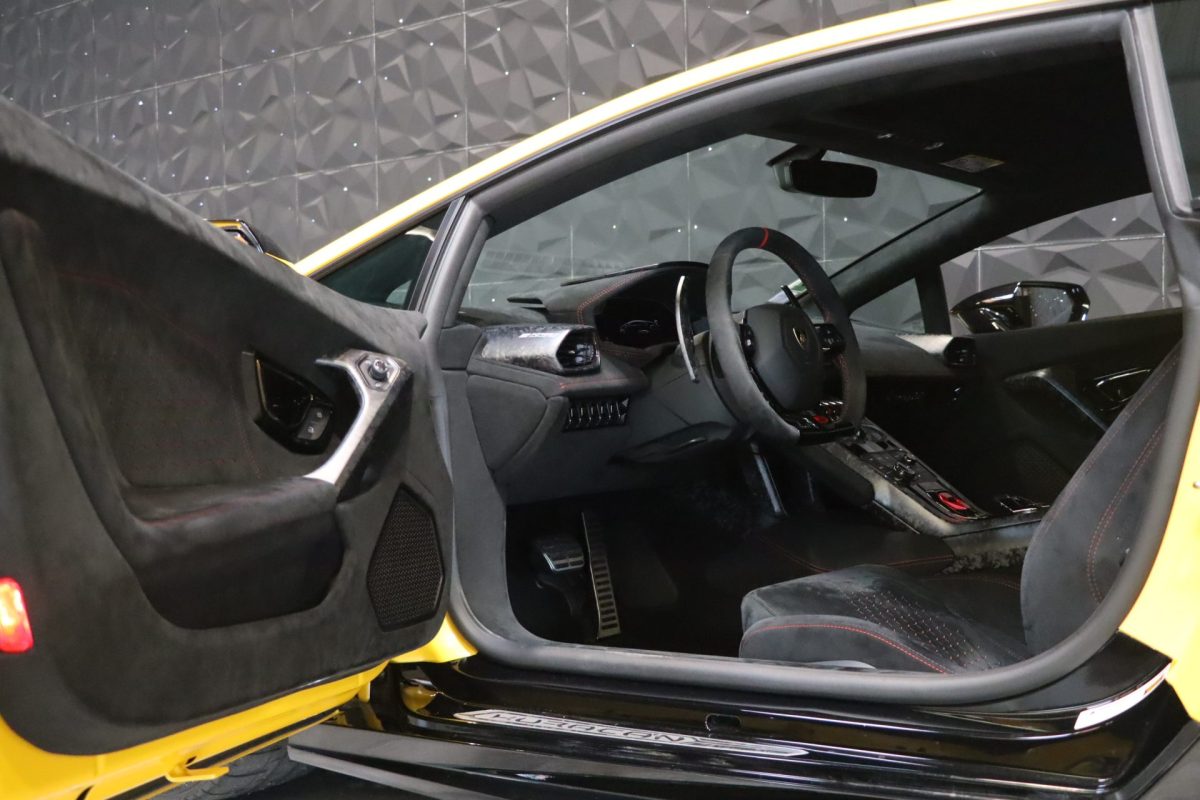 8 8