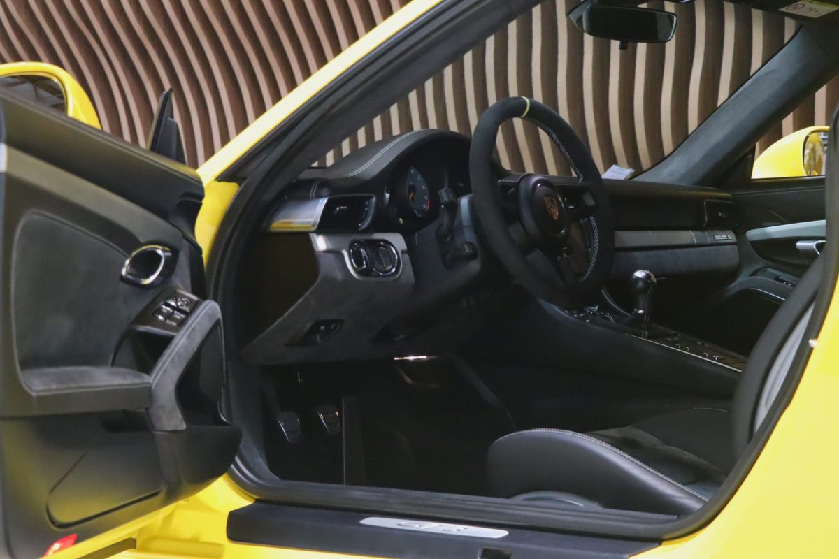 8 8