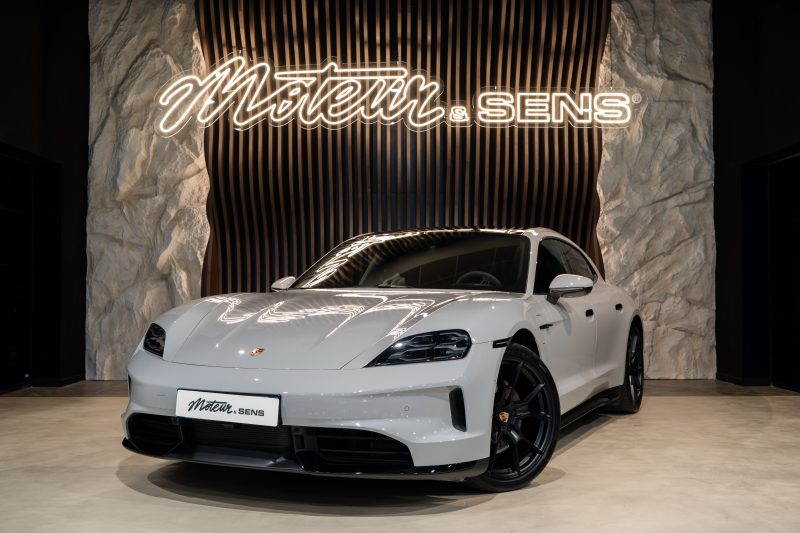 PORSCHE TAYCAN (2) SPORT TURISMO 4S 598 CH