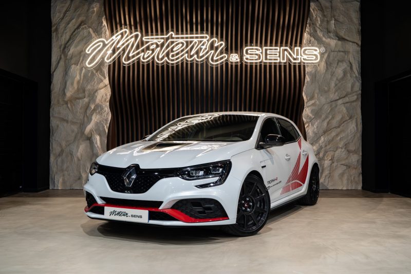 MEGANE 4 RS TROPHY-R 09/30