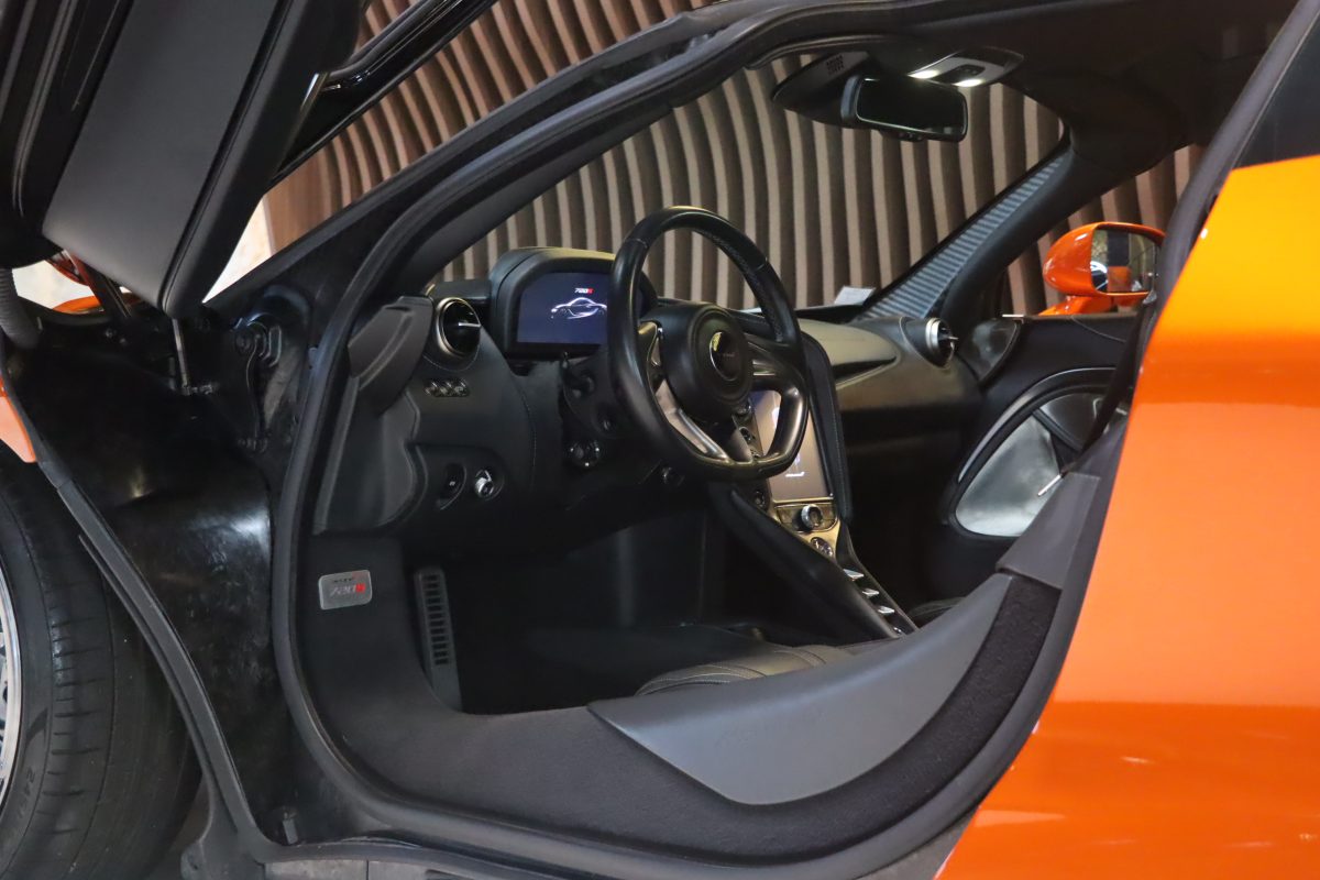 8 8