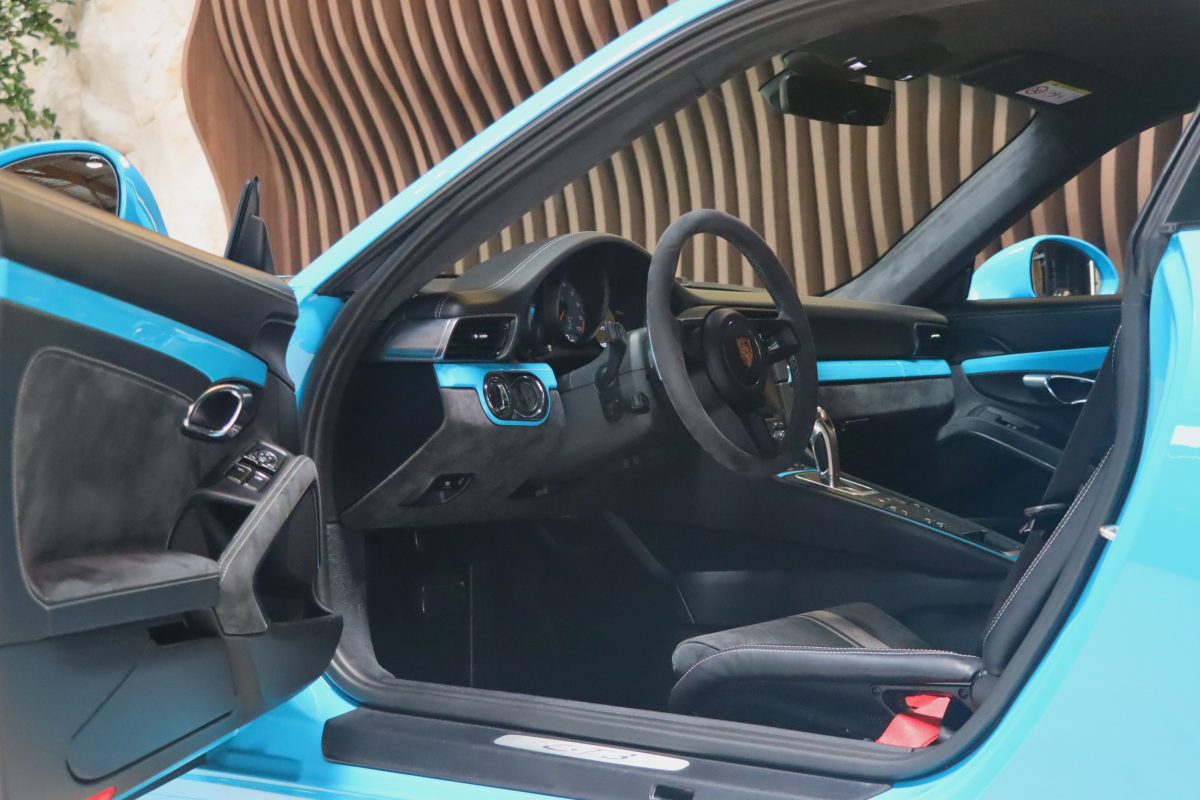 8 8