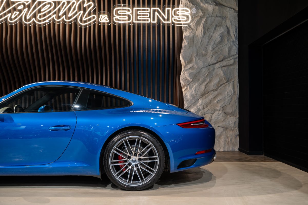 34 34