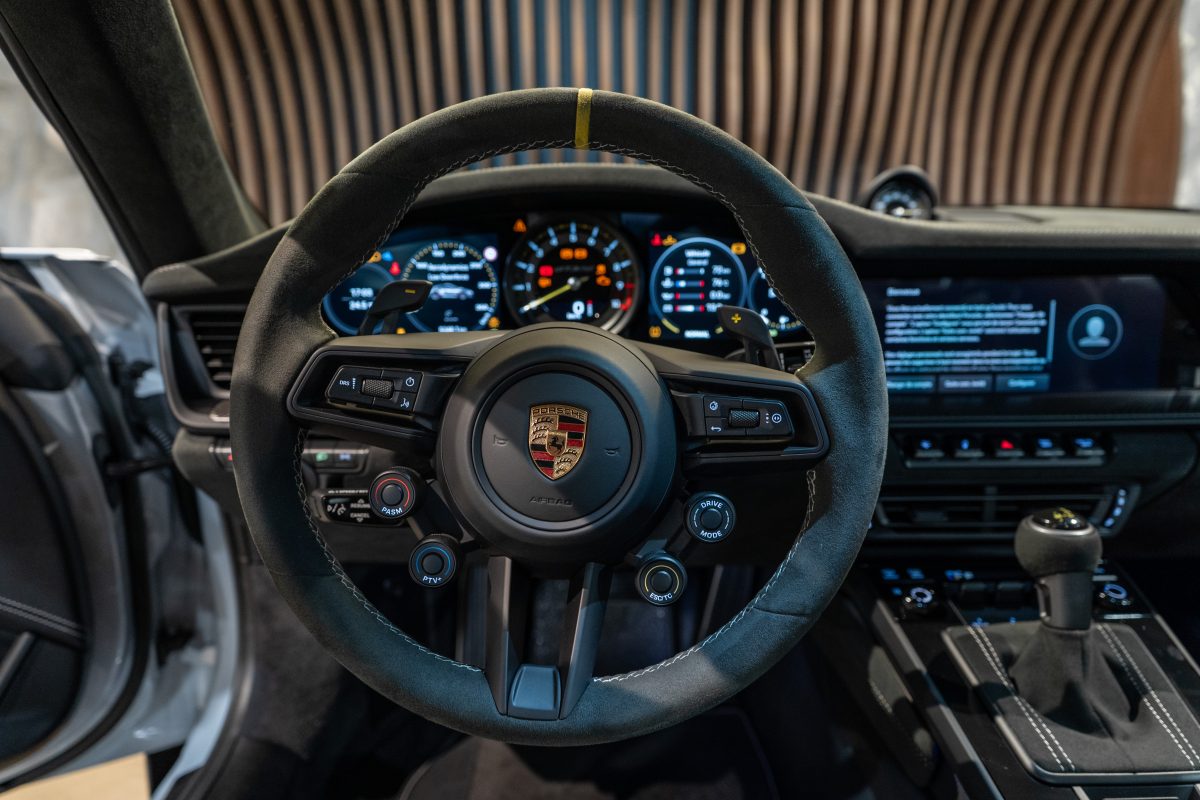 9 9