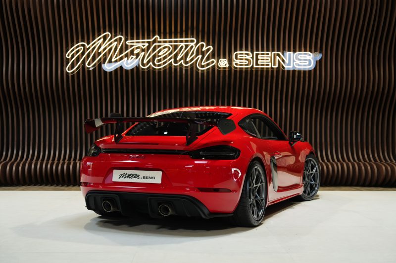 2GT4 RS ROUGE-35