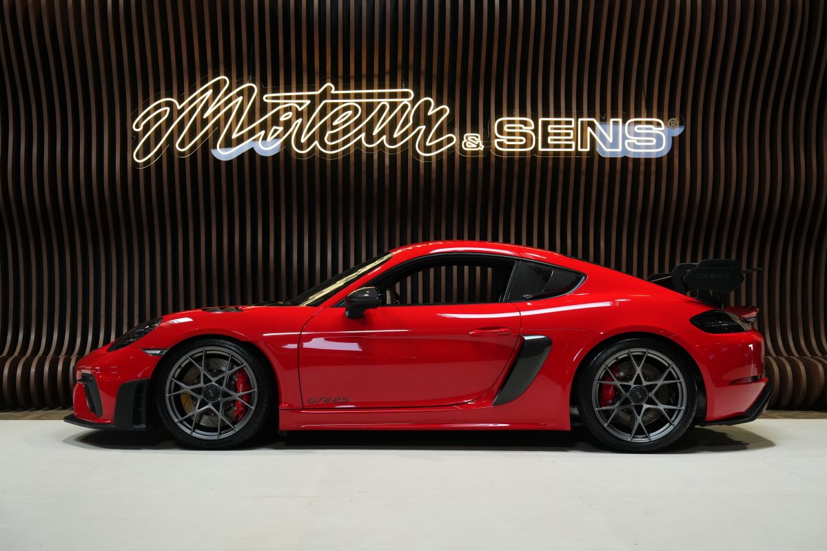 3GT4 RS ROUGE-42 3GT4 RS ROUGE-42