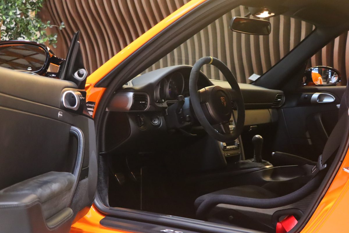 8 8