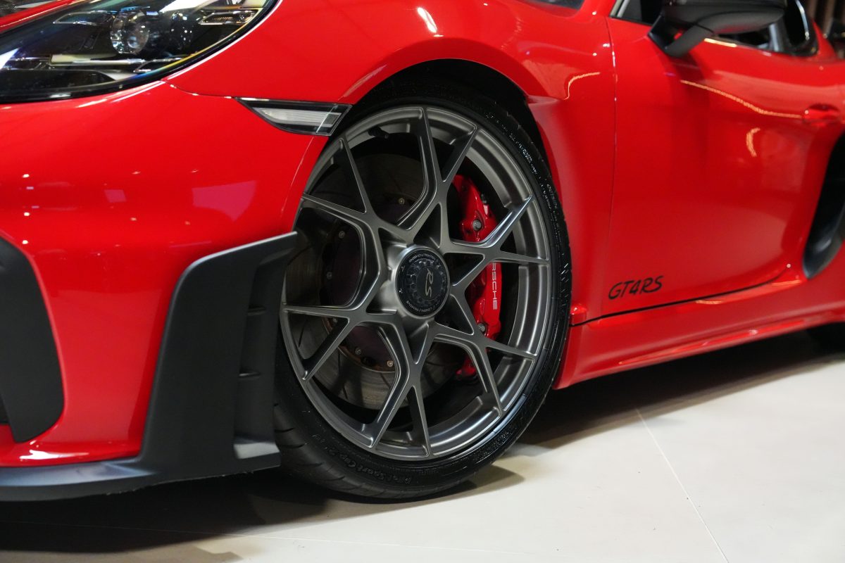 GT4 RS ROUGE-11 GT4 RS ROUGE-11
