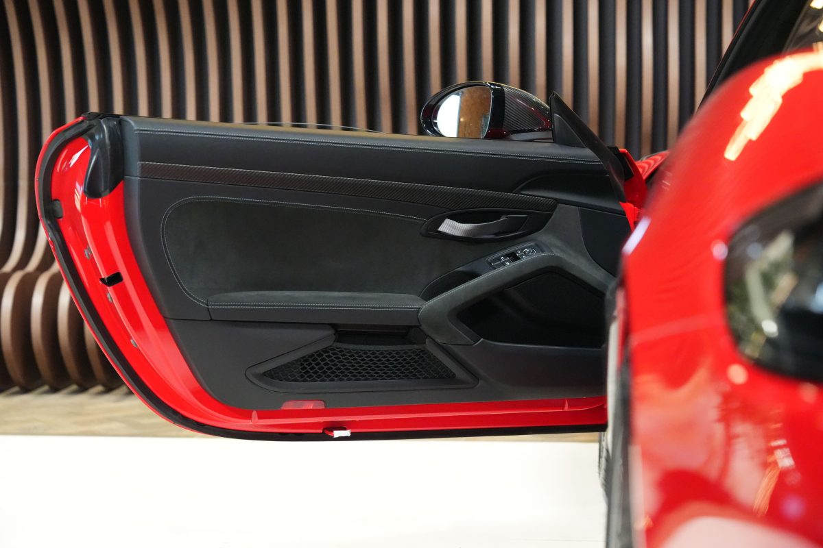 GT4 RS ROUGE-19 GT4 RS ROUGE-19
