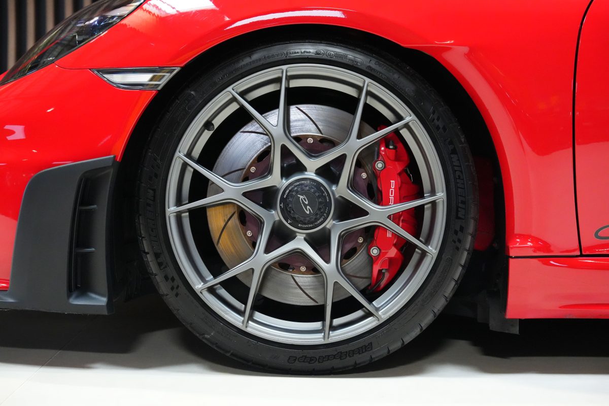 GT4 RS ROUGE-43 GT4 RS ROUGE-43